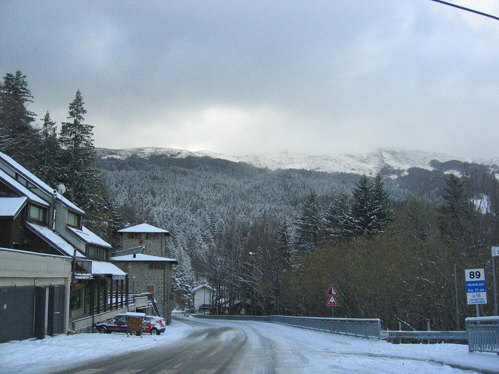 Driving Slowy and Carefully, Abetone