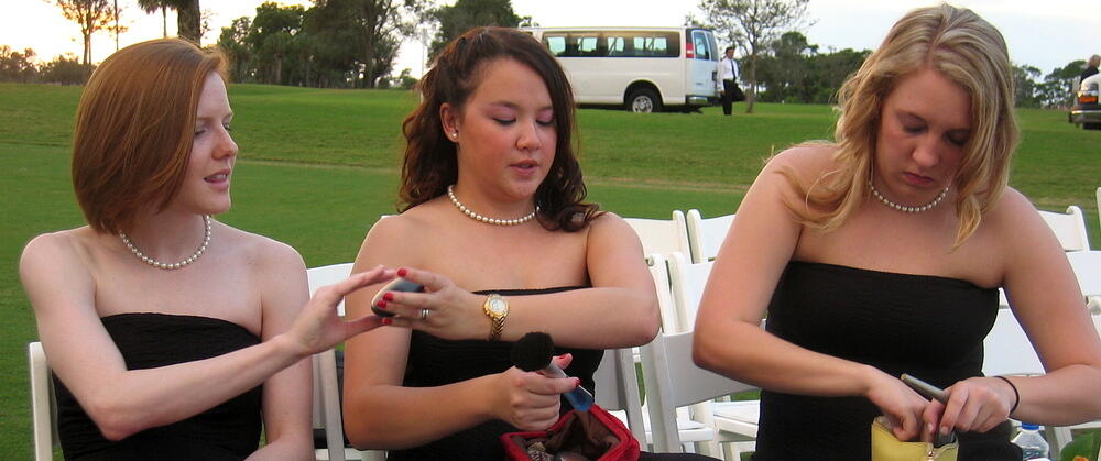 Bridesmaids Primping