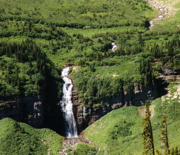 Waterfall.jpg