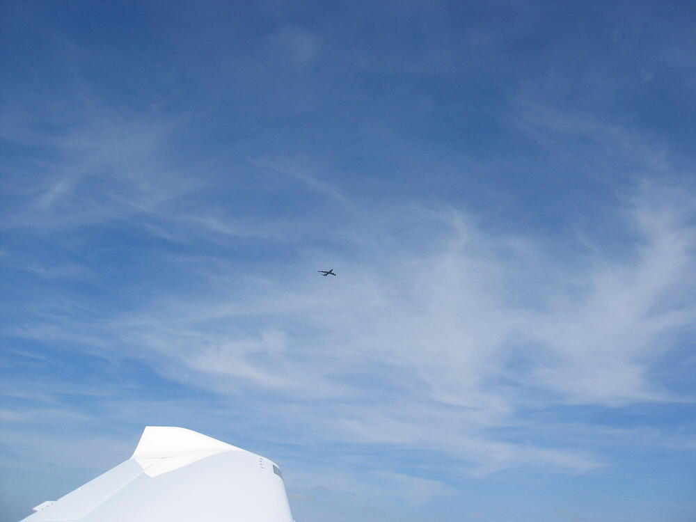 KC-135 about to cross our path 500ft above
