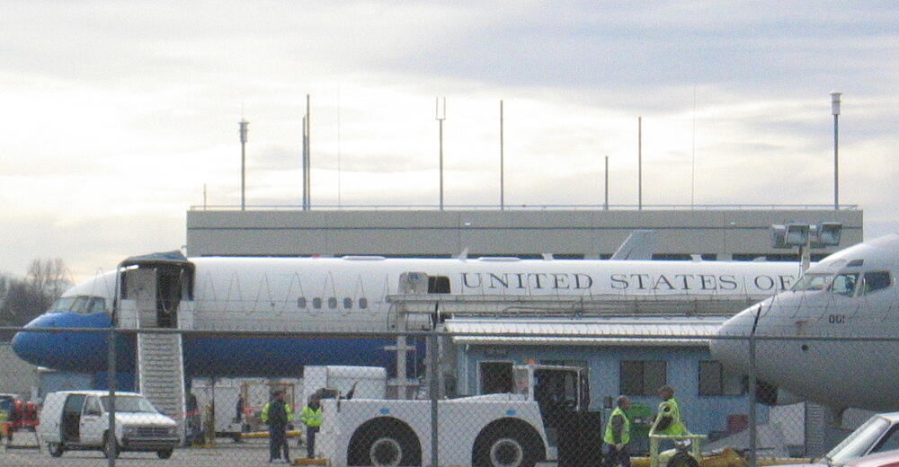 C-32