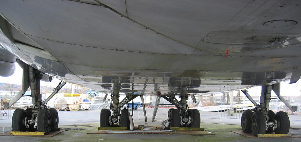 747 Gear